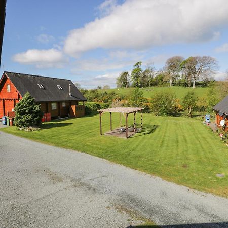 Sun View Lodge Llanbedr  Bagian luar foto