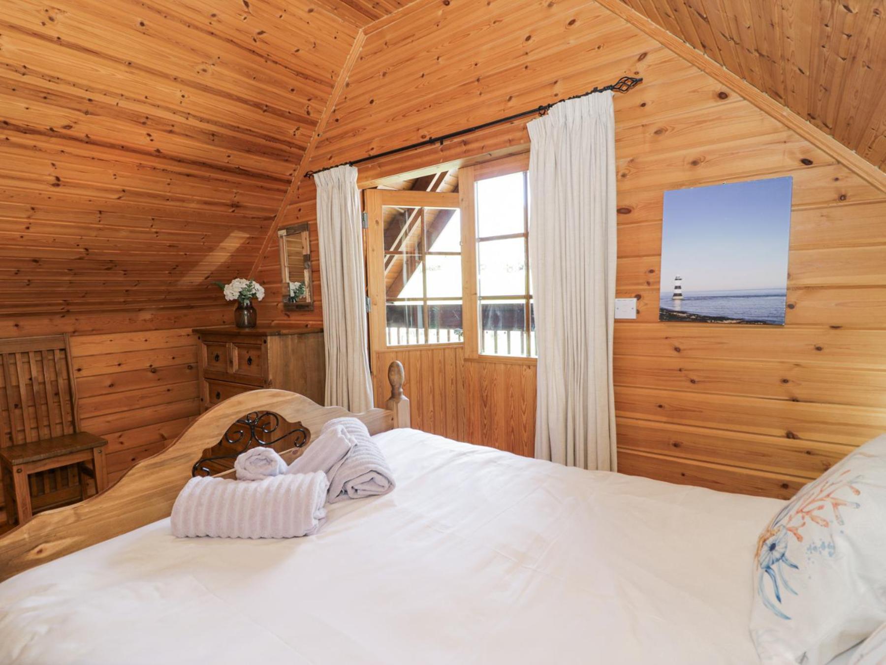 Sun View Lodge Llanbedr  Bagian luar foto