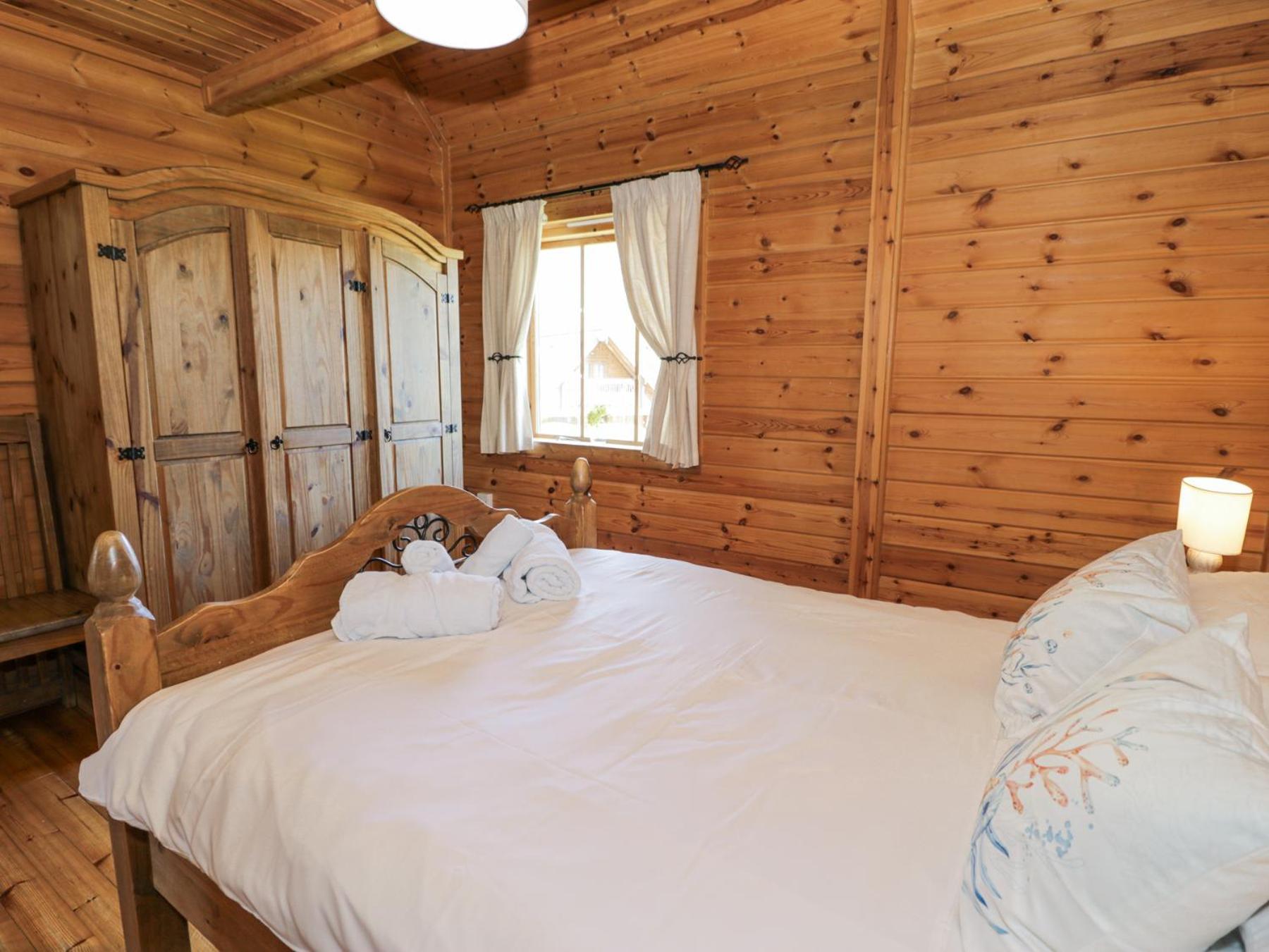 Sun View Lodge Llanbedr  Bagian luar foto