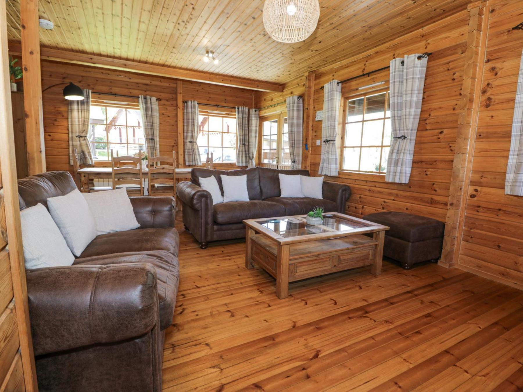 Sun View Lodge Llanbedr  Bagian luar foto